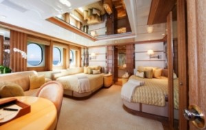 charter super yacht Huntress